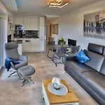 Terrassenhaus, 77 Апартаменты Куксхафен