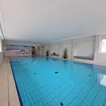Terrassenhaus, 77 *